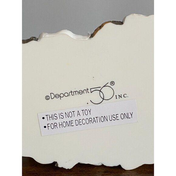 Department 56 Village Wolves In The Woods Christmas Village #52765 - Picture 6 of 6